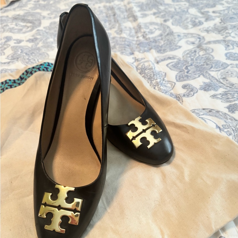Tory Burch Black Pumps with Gold Accents